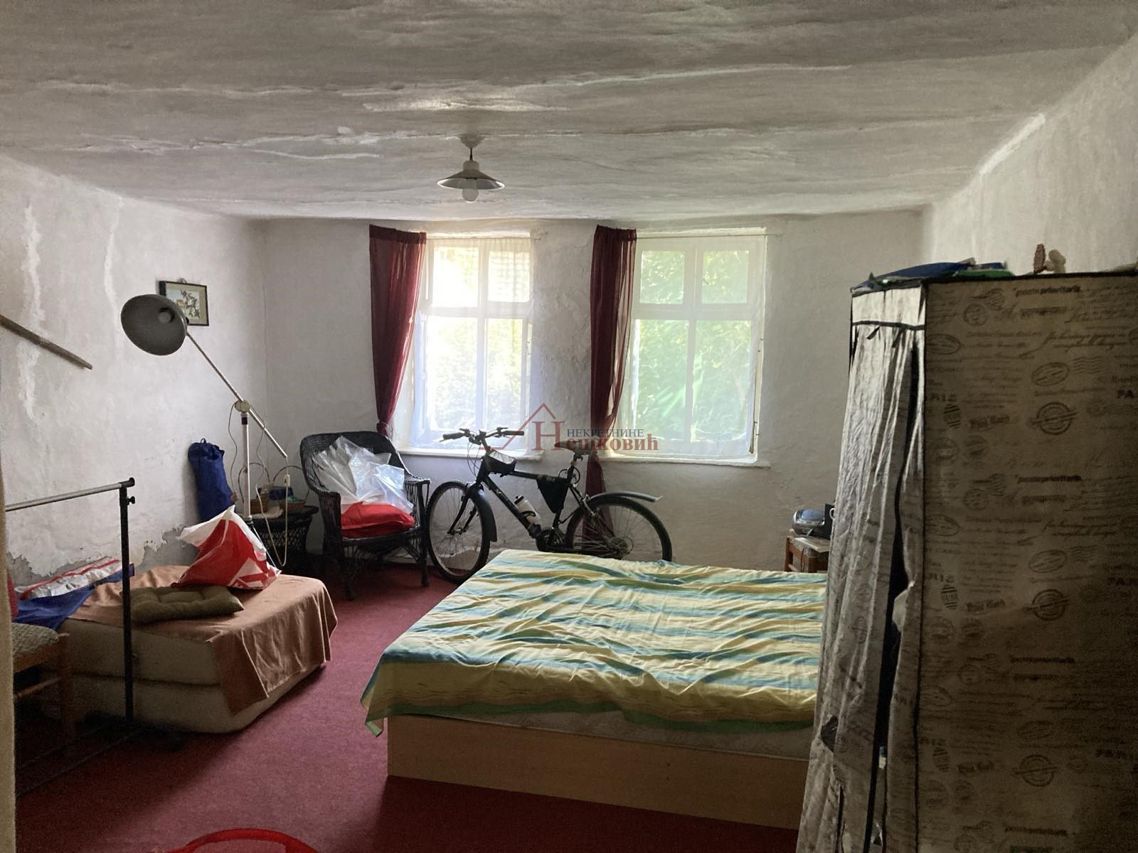 kuće   Indjija  Indjija okolina    Zagrad